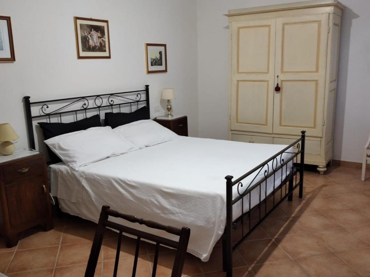 B&B L'Oliveto Лучиняно Екстериор снимка