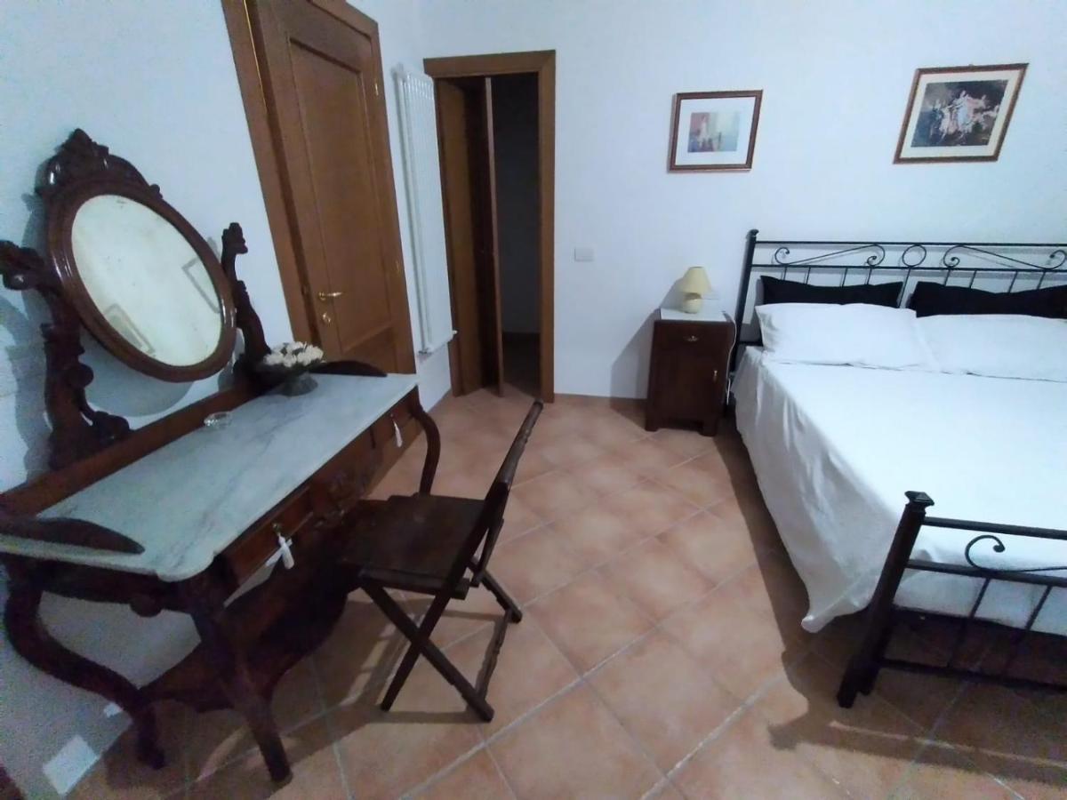 B&B L'Oliveto Лучиняно Екстериор снимка