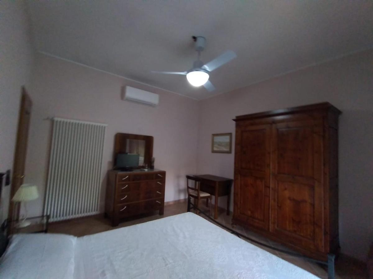 B&B L'Oliveto Лучиняно Екстериор снимка