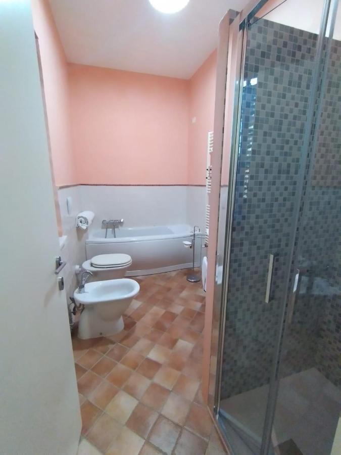 B&B L'Oliveto Лучиняно Екстериор снимка