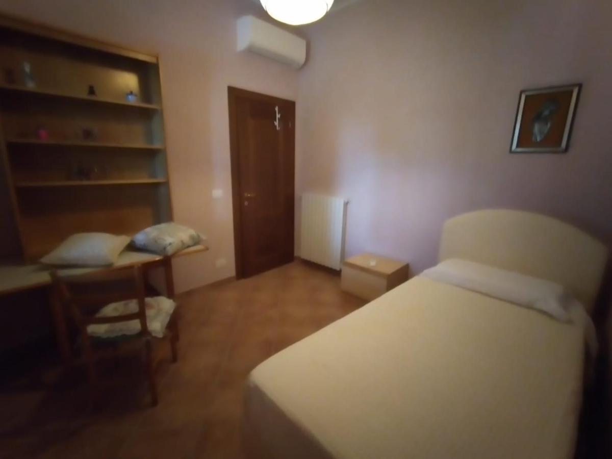 B&B L'Oliveto Лучиняно Екстериор снимка